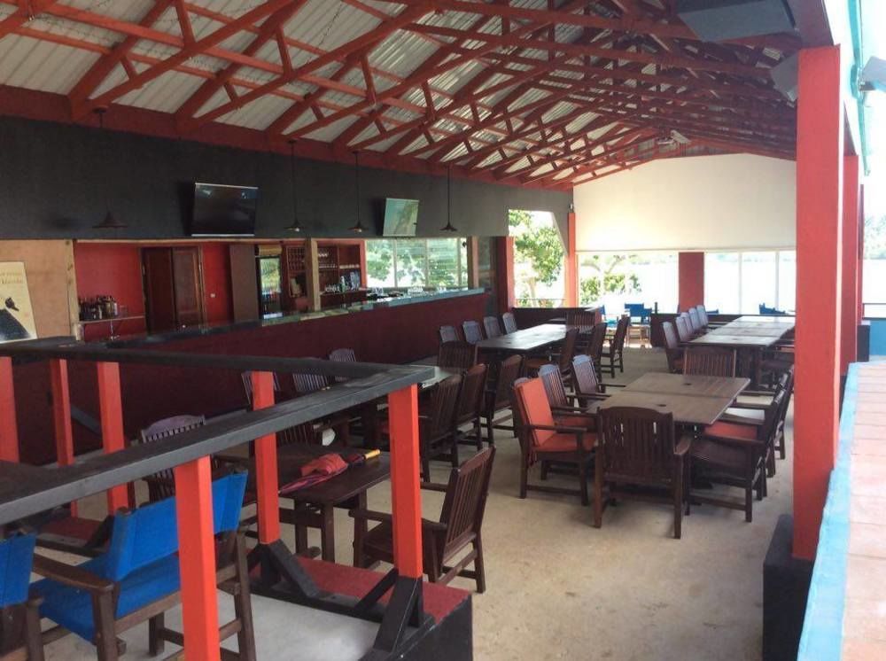 Hostel Retreat Seaside Port Vila Exterior foto